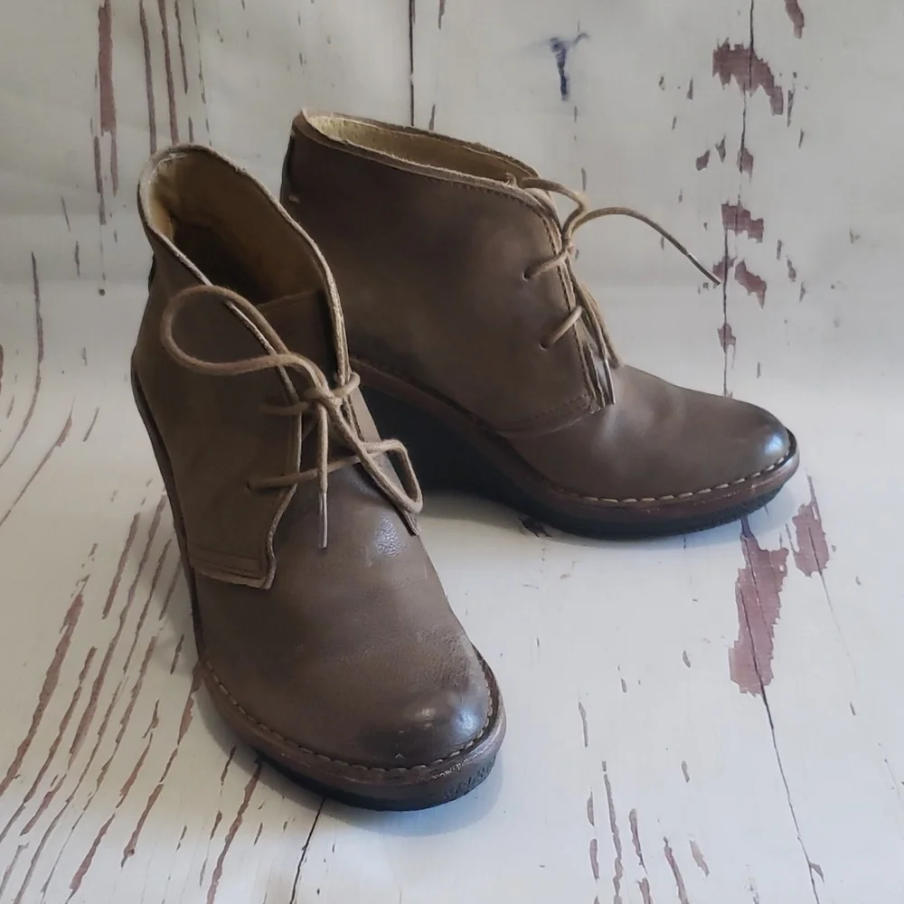 Bussola brown/gray lace up wedges ankle boots 37
